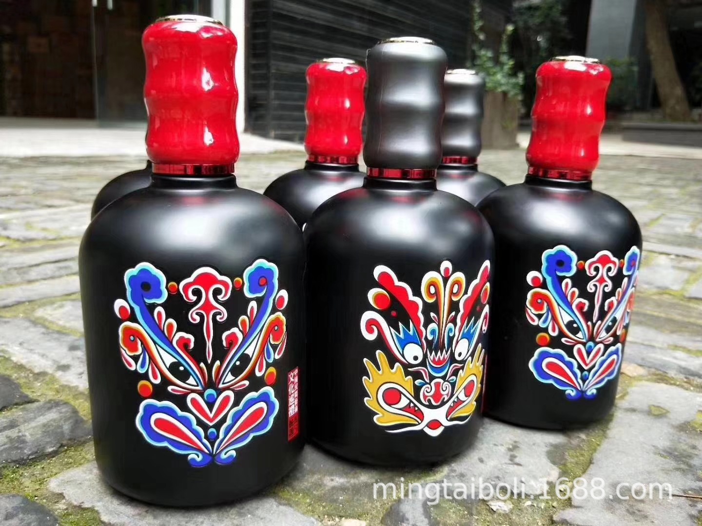 噴涂金屬黃白酒瓶兩側帶耳朵玻璃酒瓶500ml空酒瓶